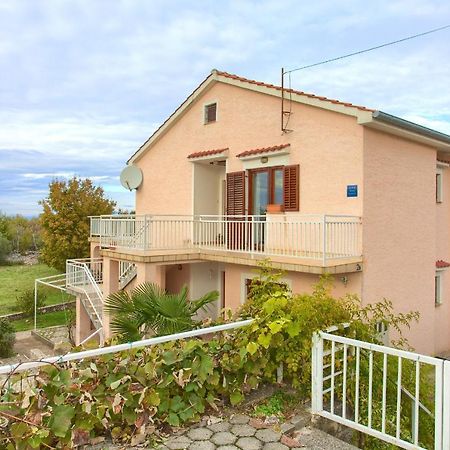 Rasopasno Apartment With Terrace And Private Parking 外观 照片