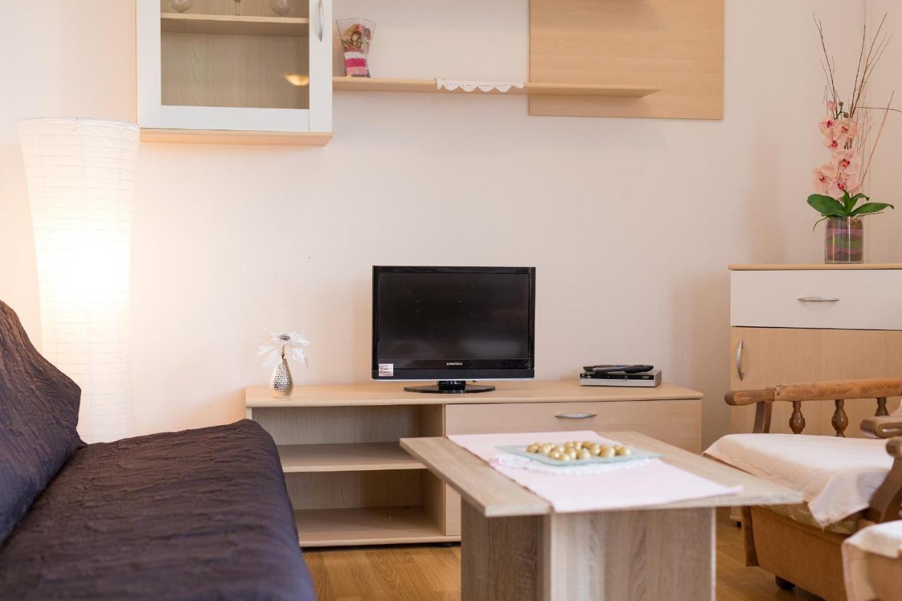 Rasopasno Apartment With Terrace And Private Parking 外观 照片